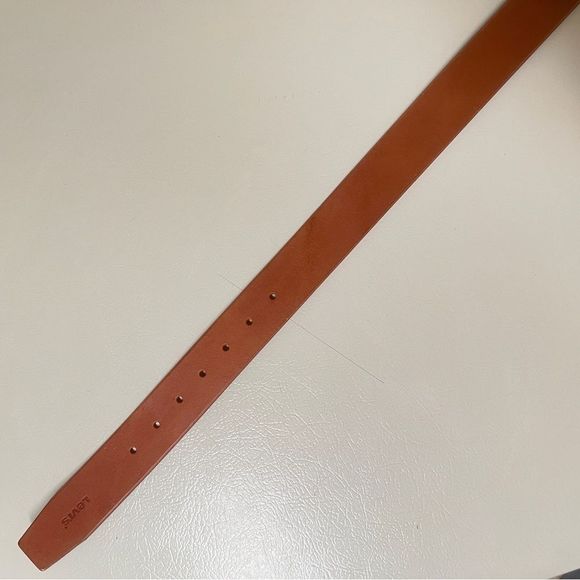 Levi's Tan Leather Belt - Picture 4 of 8